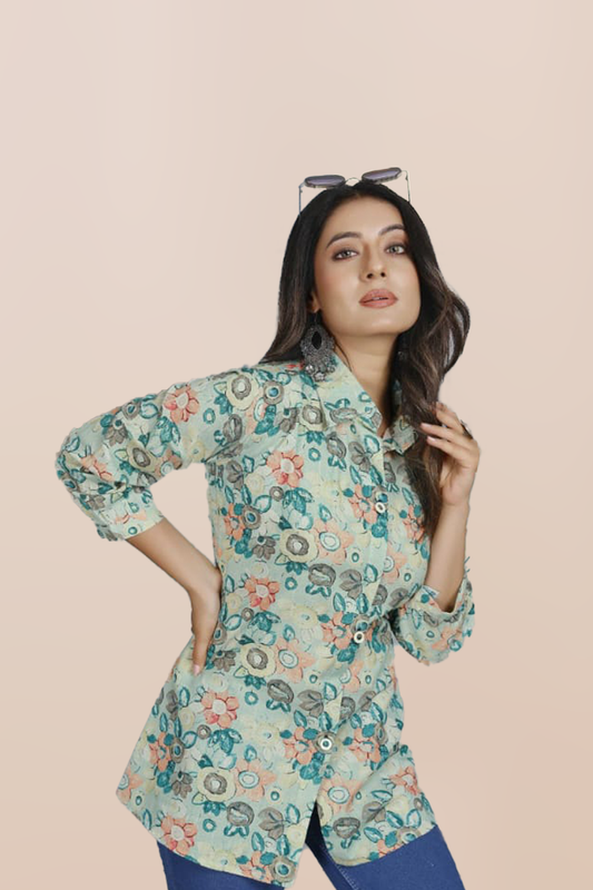 Breezy floral print Pointed Collar Top